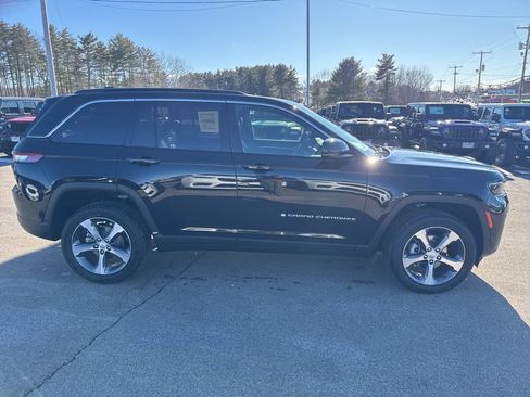 New 2026 Jeep Grand Cherokee Limited image 8