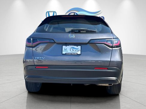 Used 2023 Honda HR-V LX image 4