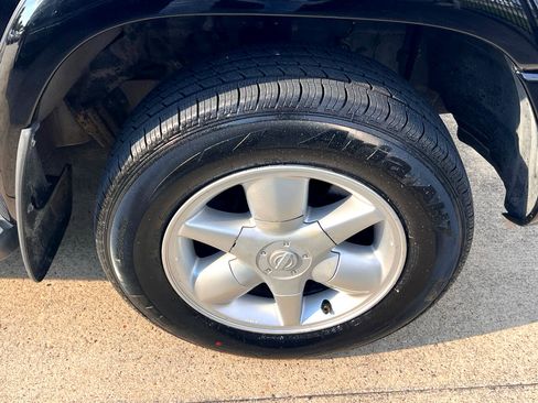 Used 2001 Nissan Pathfinder LE image 15