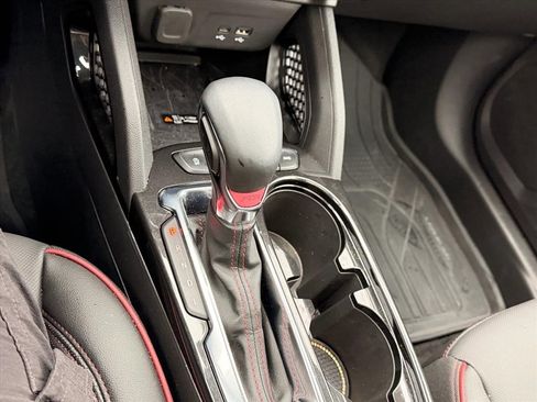 Used 2025 Chevrolet TrailBlazer RS w/ Convenience Package image 25