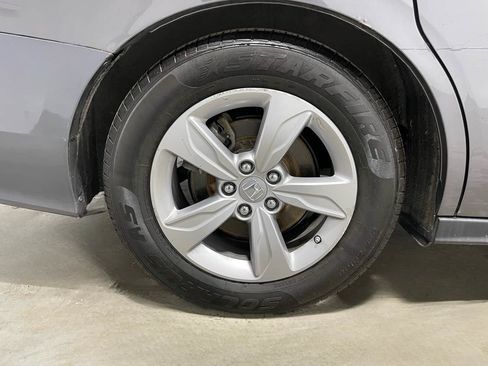 Used 2019 Honda Odyssey EX-L image 7