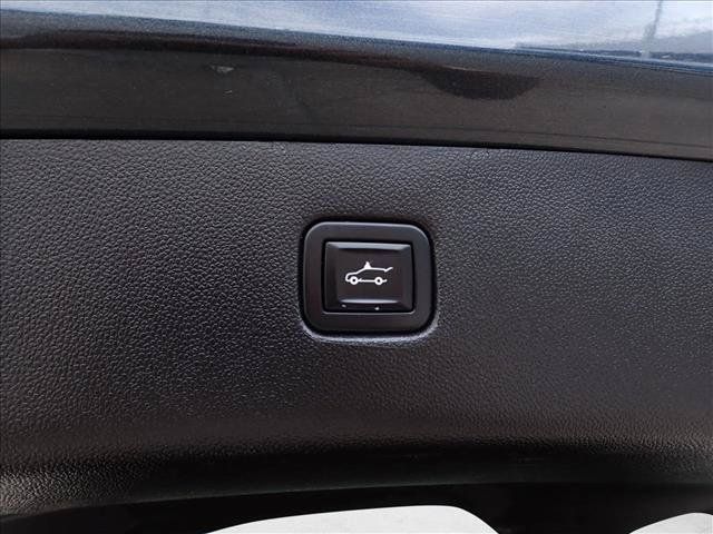 Used 2020 Chevrolet Blazer LT AWD/4WD image 9