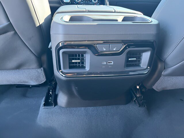 Certified 2025 GMC Sierra 2500 AT4 w/ AT4 Premium Plus Package AWD/4WD image 33