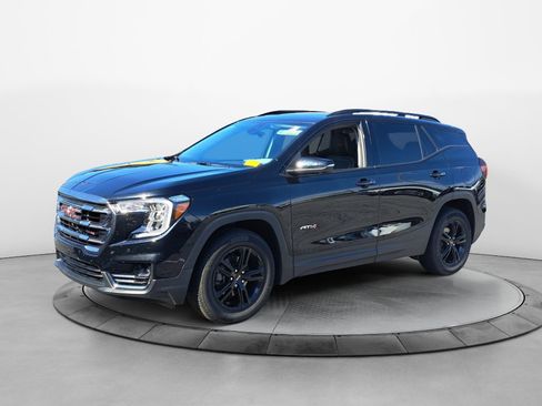 Used 2024 GMC Terrain AT4 w/ Infotainment Package II AWD/4WD image 3