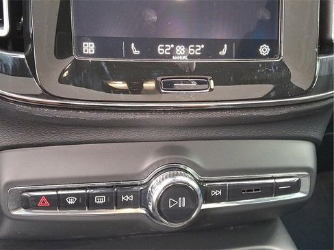 Certified 2023 Volvo C40 P8 Recharge Plus image 15