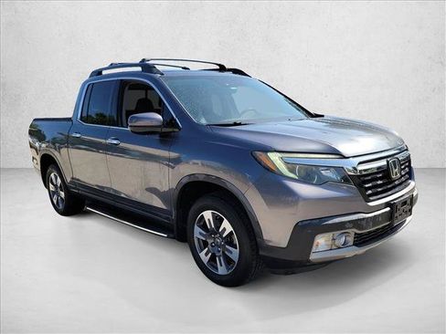 Used 2018 Honda Ridgeline RTL-E image 3