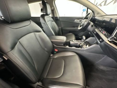 Certified 2023 Kia Sportage EX image 27