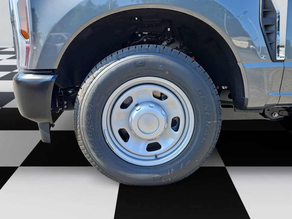 New 2025 Ford F350 XL w/ 360-Degree Camera Package RWD image 14