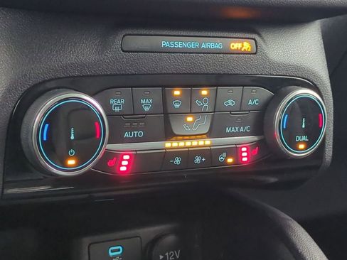 Used 2022 Ford Escape SEL w/ Class II Trailer Tow Package image 29