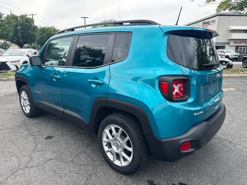 Used 2022 Jeep Renegade Latitude w/ Convenience Group AWD/4WD image 17