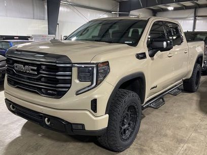 Used 2022 GMC Sierra 1500 AT4 w/ Technology Package