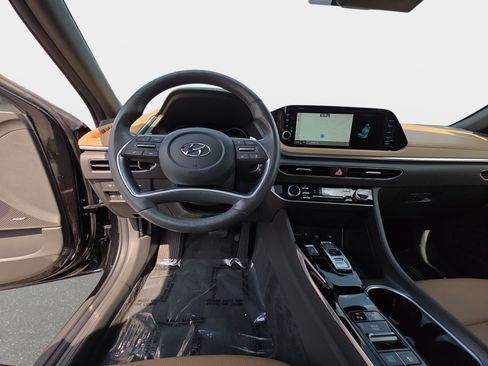 Used 2023 Hyundai Sonata Limited w/ Cargo Package FWD image 16