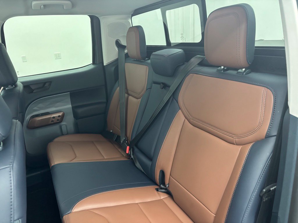 Used 2024 Ford Maverick Lariat AWD/4WD image 39
