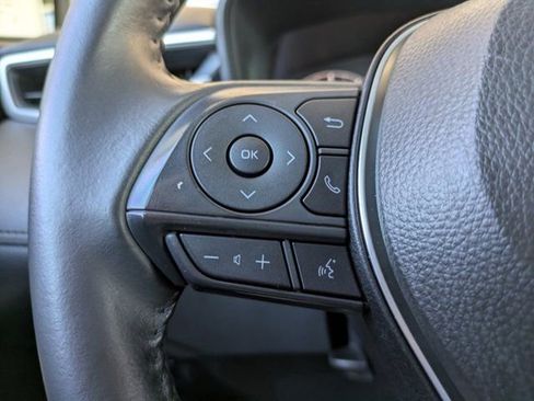 Used 2024 Toyota Corolla Cross LE image 22