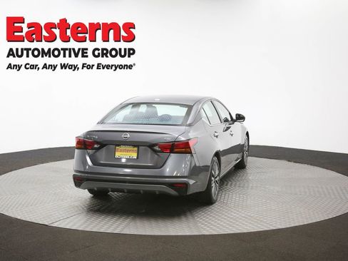 Used 2024 Nissan Altima 2.5 SV image 40