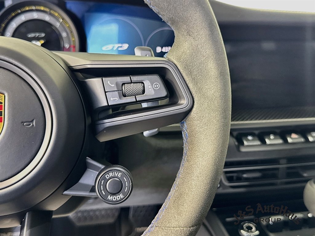 Used 2022 Porsche 911 GT3 RWD image 14