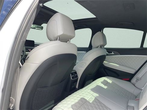 Used 2025 Genesis G70 3.3T Advanced w/ Sport Prestige Package image 22