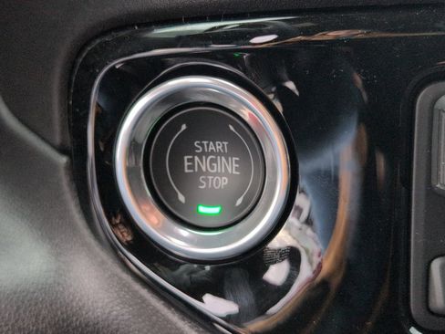 New 2026 Chevrolet Silverado 1500 LT w/ All Star Edition Plus image 17