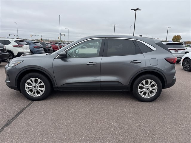 Used 2024 Ford Escape Active AWD/4WD image 9