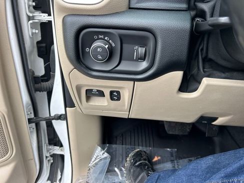 Used 2020 RAM 1500 Big Horn image 28