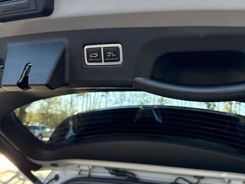 Used 2025 Kia Sorento SX Prestige w/ Olive Brown Leather Package image 14