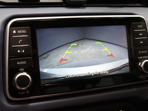 Certified 2024 Nissan Versa SV FWD image 3
