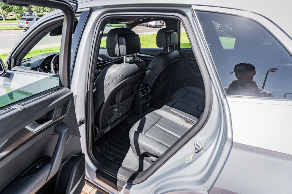 Used 2019 Audi SQ5 Prestige w/ Prestige Package AWD/4WD image 37
