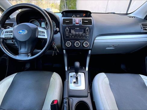 Used 2015 Subaru Forester 2.5i Premium w/ All-Weather Package AWD/4WD image 16