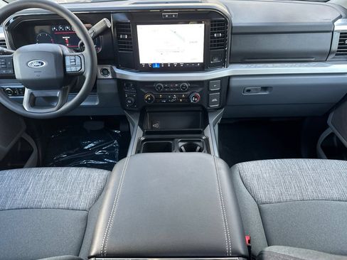 New 2026 Ford F250 XLT w/ XLT Premium Package AWD/4WD image 13