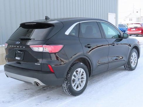 Used 2021 Ford Escape SE w/ Convenience Package image 3