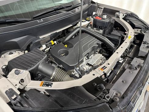Certified 2025 GMC Terrain Elevation AWD/4WD image 37