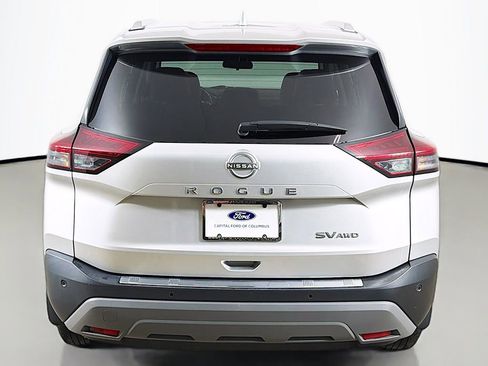 Used 2023 Nissan Rogue SV w/ SV Premium Package image 10