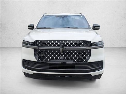 New 2025 Lincoln Navigator Black Label AWD/4WD image 6