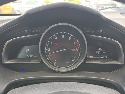 Used 2018 MAZDA MAZDA3 Grand Touring FWD image 14