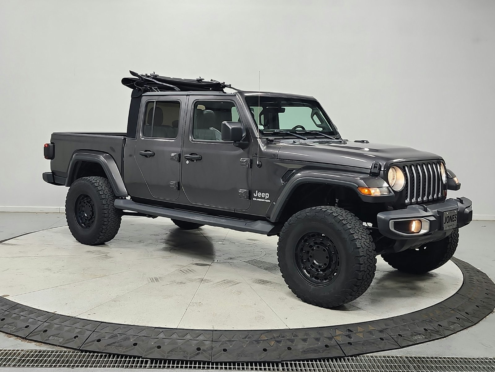 Used 2020 Jeep Gladiator Overland AWD/4WD image 10
