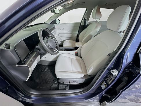 Used 2025 Hyundai Kona SEL FWD image 13