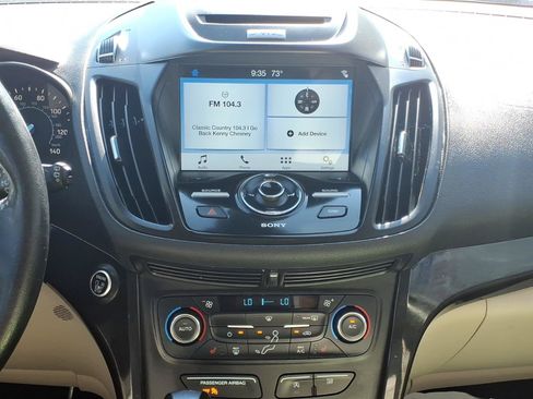 Used 2017 Ford Escape Titanium FWD image 6