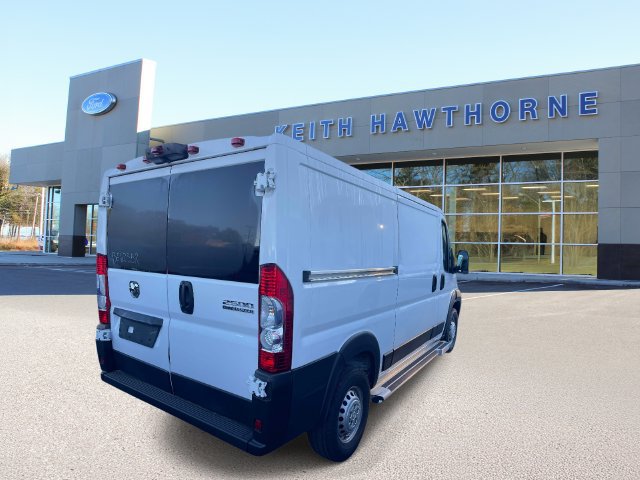Used 2025 RAM ProMaster 2500 w/ U-Haul Equipment Group FWD image 6
