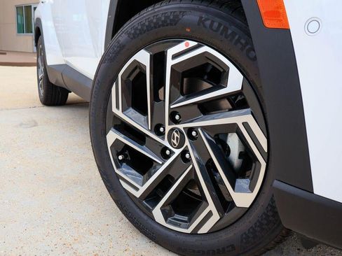 New 2026 Hyundai Tucson Limited FWD image 32