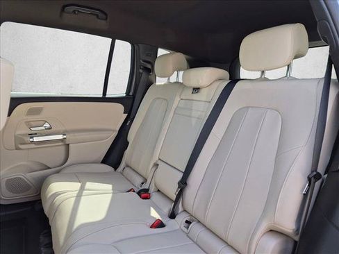 Certified 2026 Mercedes-Benz GLB 250 image 17