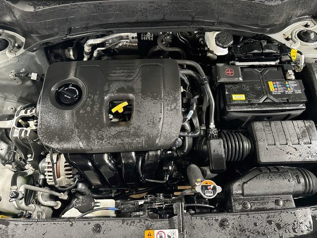 Used 2025 Kia Seltos S AWD/4WD image 9