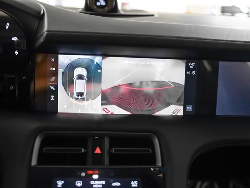 Certified 2025 Porsche Taycan 4 Cross Turismo image 23