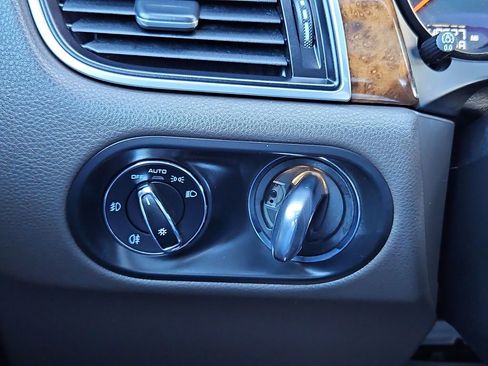 Used 2017 Porsche Macan image 14