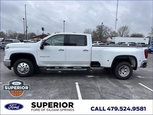 Used 2025 Chevrolet Silverado 3500 LTZ w/ LTZ Plus Package image 12