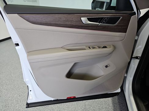 New 2026 Volkswagen Atlas SEL AWD/4WD image 16