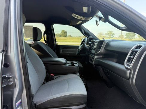 Used 2021 RAM 3500 Big Horn image 8