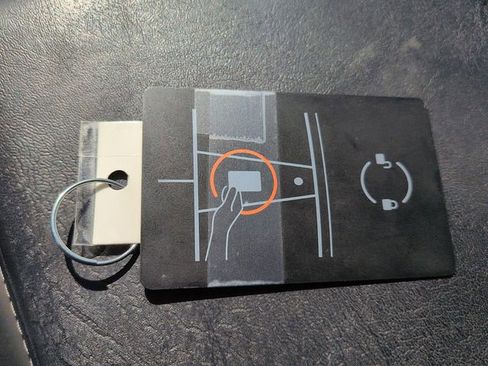 Used 2020 Tesla Model 3 Performance image 19