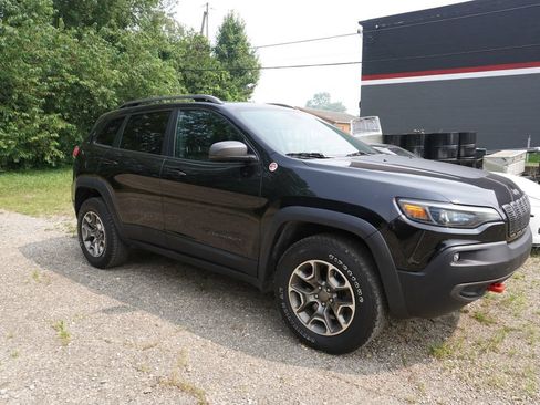 Used 2020 Jeep Cherokee Trailhawk w/ Cold Weather Group AWD/4WD image 10