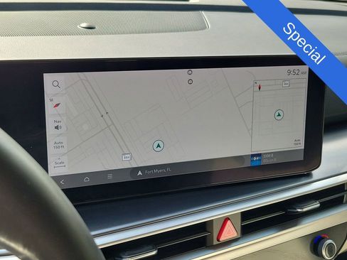 Used 2024 Kia Sorento S w/ Panoramic Sunroof Package FWD image 29