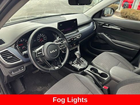 Used 2022 Kia Seltos S image 16